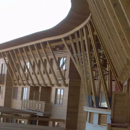 Апартхотел Eagle Lodge Hotel